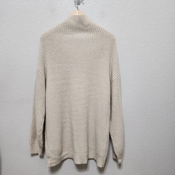 American Rag Cie Oversized Beige Mockneck Sweater Size 1X - Picture 8 of 9
